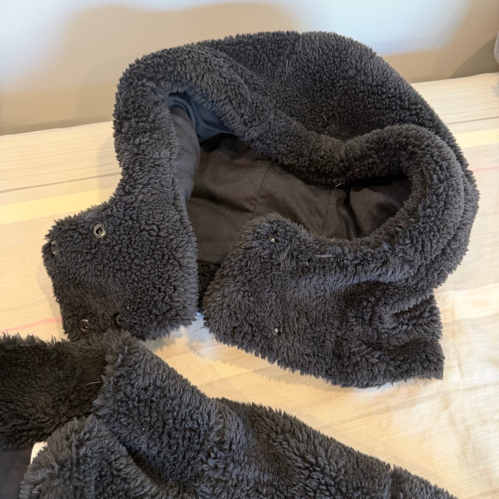 ALO Yoga Foxy Sherpa Fleece Jacket - Picture 6 of 6